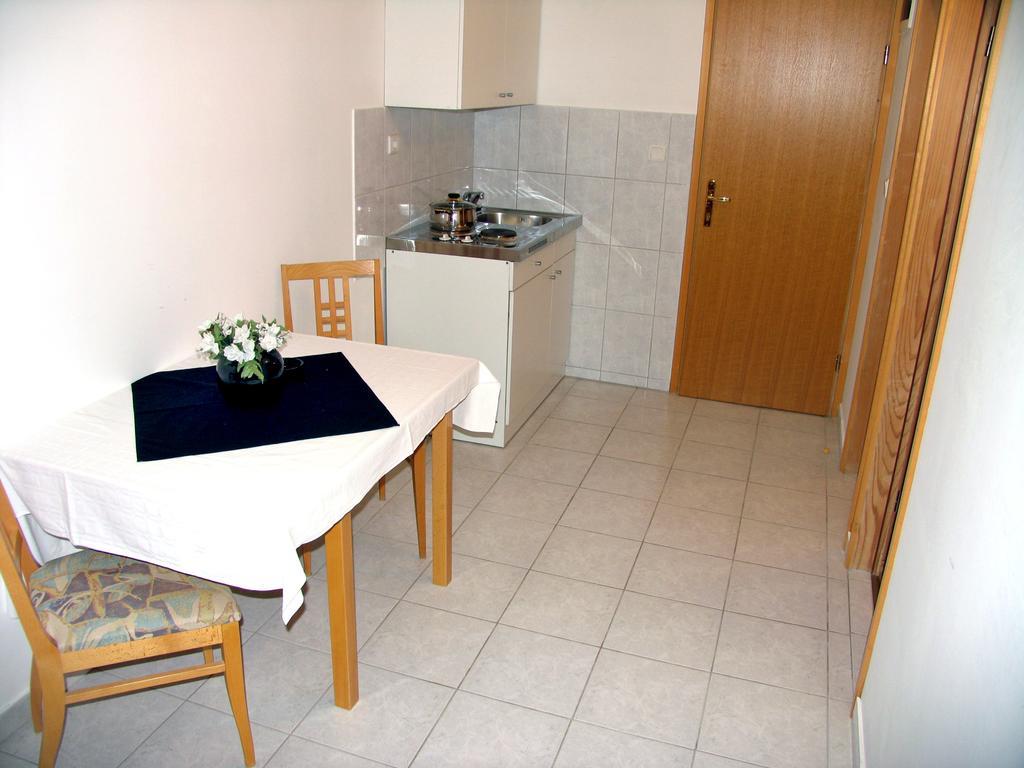 Apartments Vidovic Vodice Bilik gambar