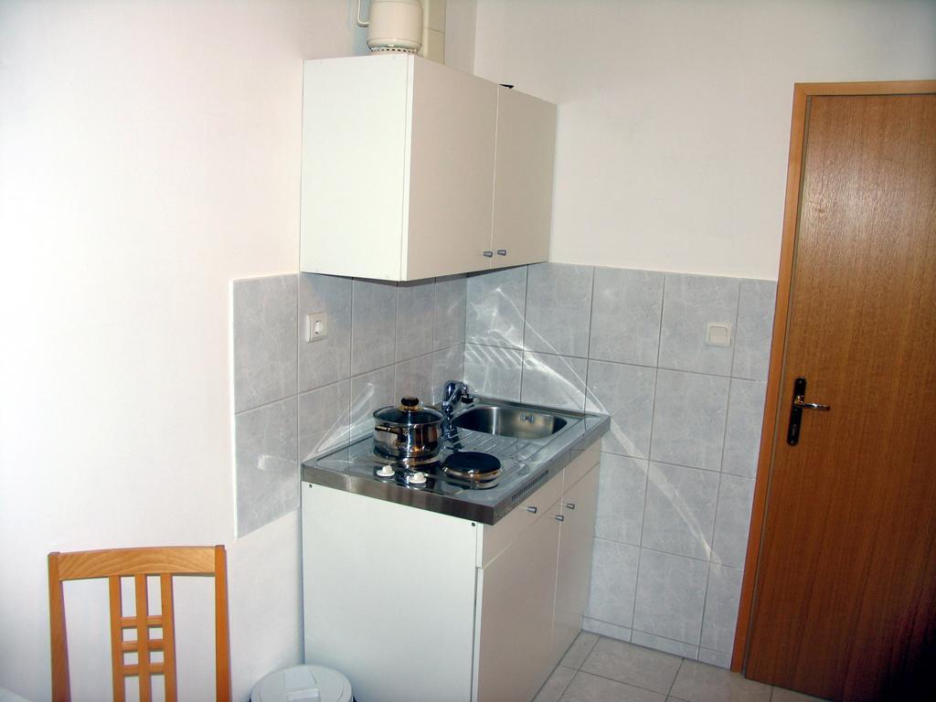 Apartments Vidovic Vodice Bilik gambar