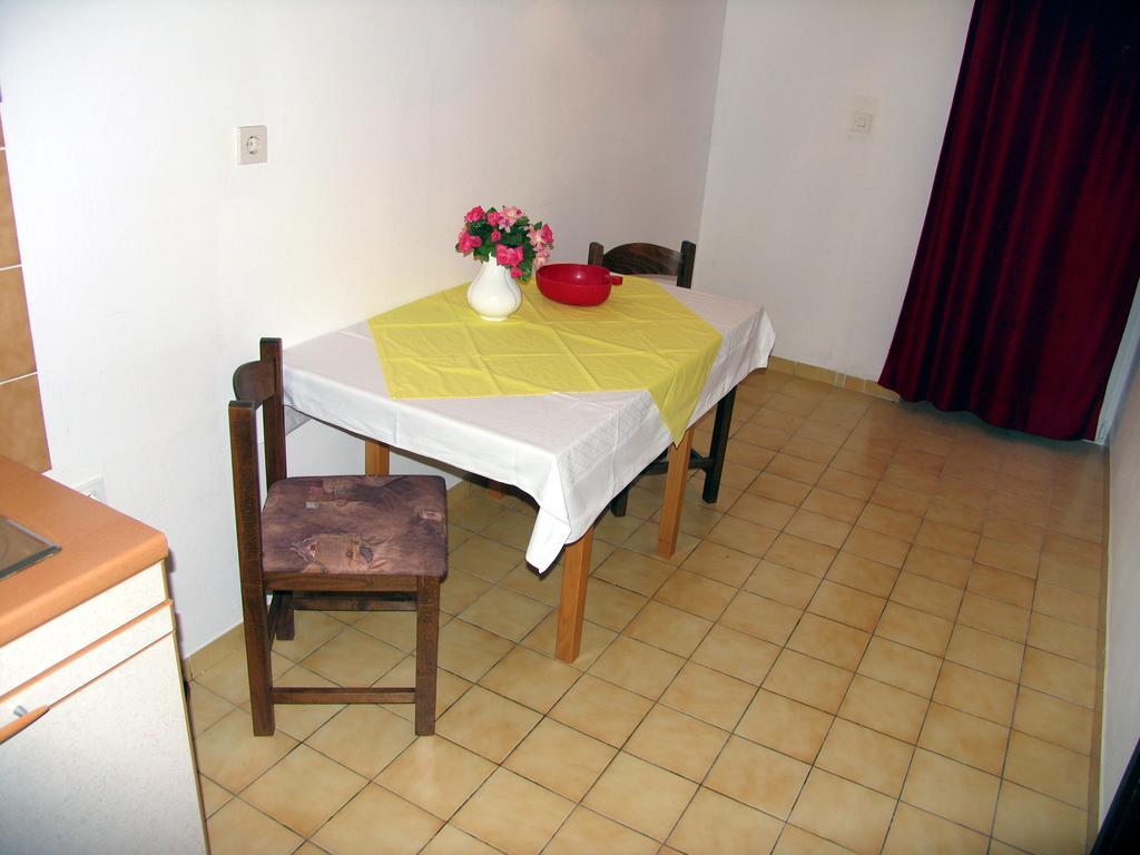 Apartments Vidovic Vodice Bilik gambar