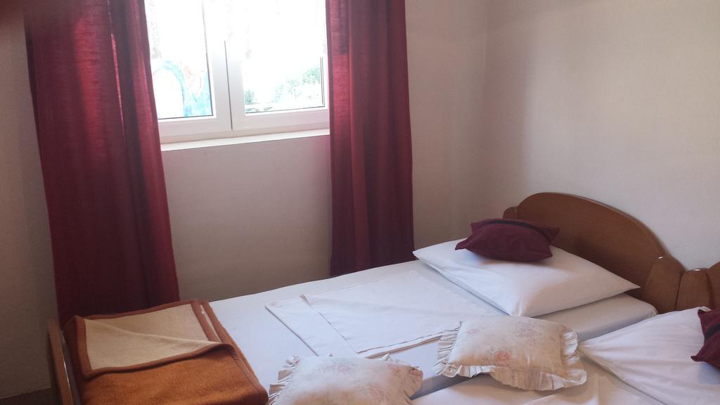 Apartments Vidovic Vodice Bilik gambar